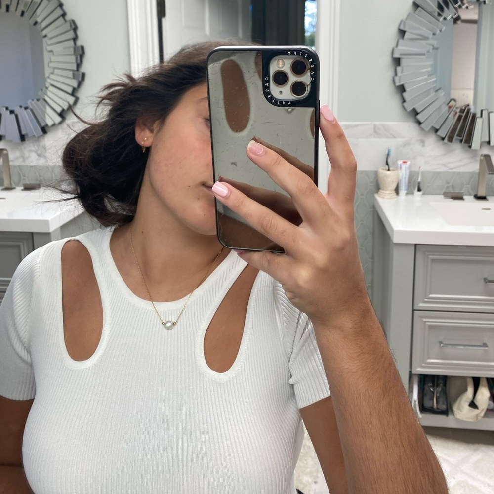 white tshirt